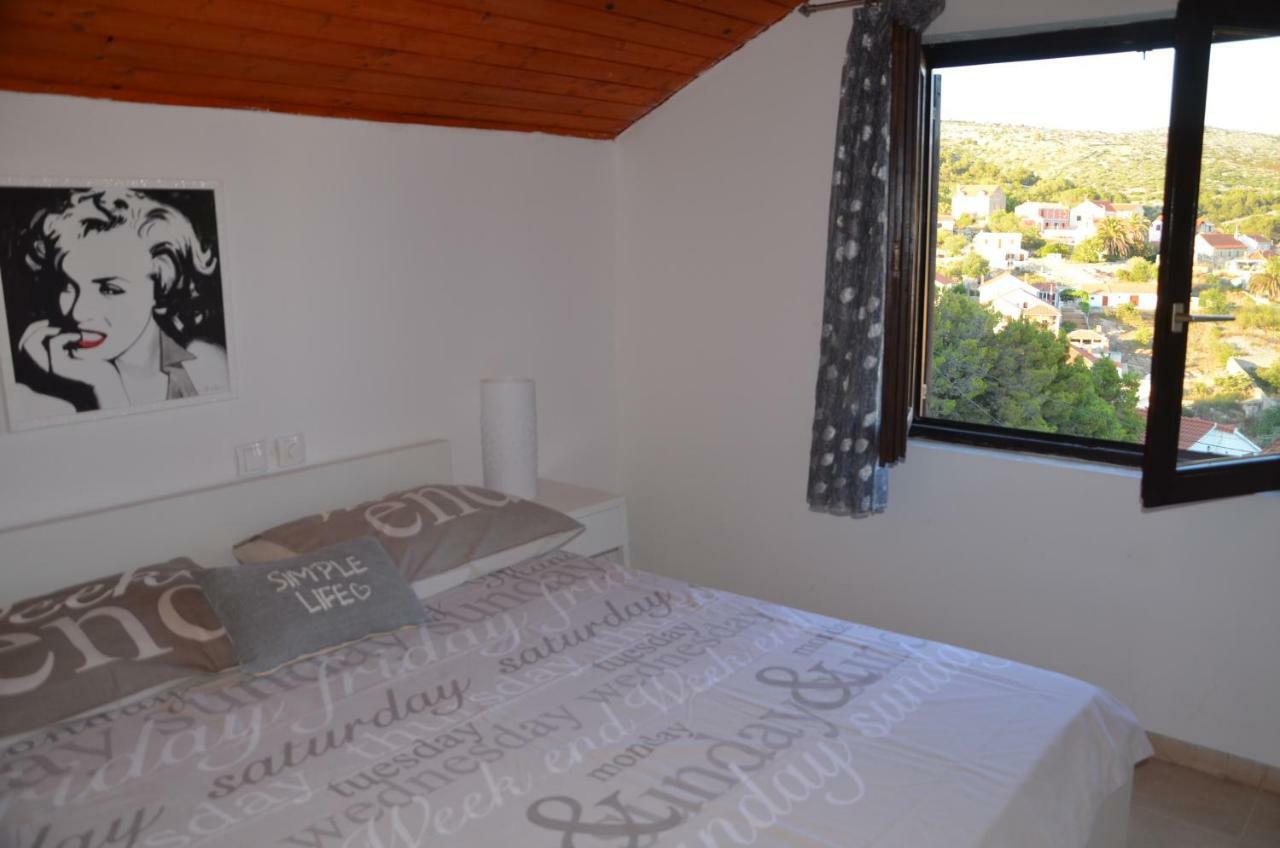 Luana Apartament Milna (Brac)